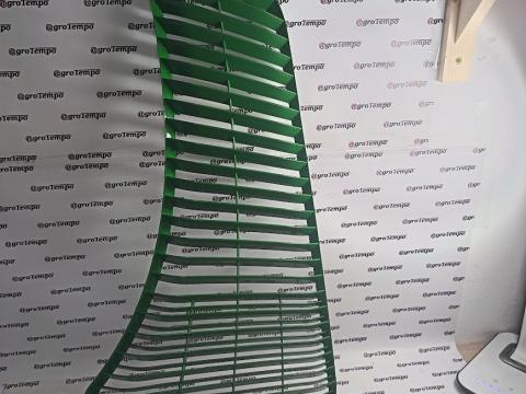 R166663 John Deere Motorháztető panel rács, jobb oldal