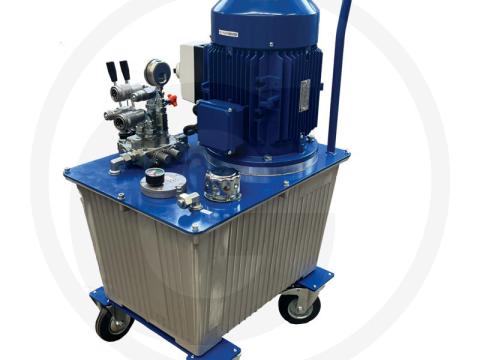 85004078 GRANIT Tápegység 4 kW 11,4 liter/perc 44 liter