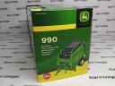 MCU246500000 John Deere bálaprés (1:32)