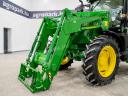 ÚJ homlokrakodó John Deere traktorokhoz. 6110M-6140M és 6110R-6130R modellekhez, joystick, párhuzamos szintezés, 2000 kg teherbírás