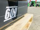ÚJ 600 kg-os fronthidraulika tömbsúly, szürke színben. fém külső héj, beton belső, szürke színű, vonórésszel, AGROPARK felirattal