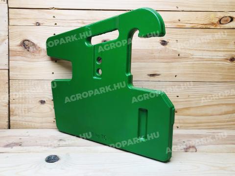 ÚJ 50 kg-os táskasúly. John Deere gépekre felszerelhető, vas öntvény kivitel, zöld színben, gyári súlytartó konzolra szerelhető fel ÚJ 50 kg-os táskasúly. John Deere gépekre felszerelhető, vas öntvény kivitel, zöld színben, gyári súlytartó konzolra szerelhető fel