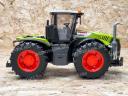 ÚJ Claas Xerion 5000 Bruder játéktraktor. valósághű funkciók, strapabíró kialakítás ABS műanyagból, 4 éves kortól ajánlott, 1:16 méretarány