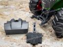 ÚJ Fendt 1050 Vario Bruder játéktraktor. valósághű funkciók, strapabíró kialakítás ABS műanyagból, 4 éves kortól ajánlott, 1:16 méretarány