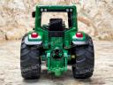 ÚJ John Deere 6920 homlokrakodós Bruder játéktraktor. valósághű funkciók,strapabíró kialakítás ABS műanyagból, 4 éves kortól ajánlott,1:16 méretarány
