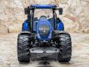 ÚJ New Holland T7.315 Bruder játéktraktor. valósághű funkciók, strapabíró kialakítás ABS műanyagból, 4 éves kortól ajánlott, 1:16 méretarány