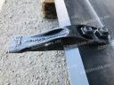ÚJ földkanál 1 m³ méretben. Manitou teleszkópos rakodóhoz, 2350 mm széles, 1 m³-es méret, Manitou felfogatással, cserélhető körmökkel