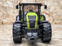 ÚJ Claas Axion 950 Bruder játéktraktor. valósághű funkciók, strapabíró kialakítás ABS műanyagból, 4 éves kortól ajánlott, 1:16 méretarányban