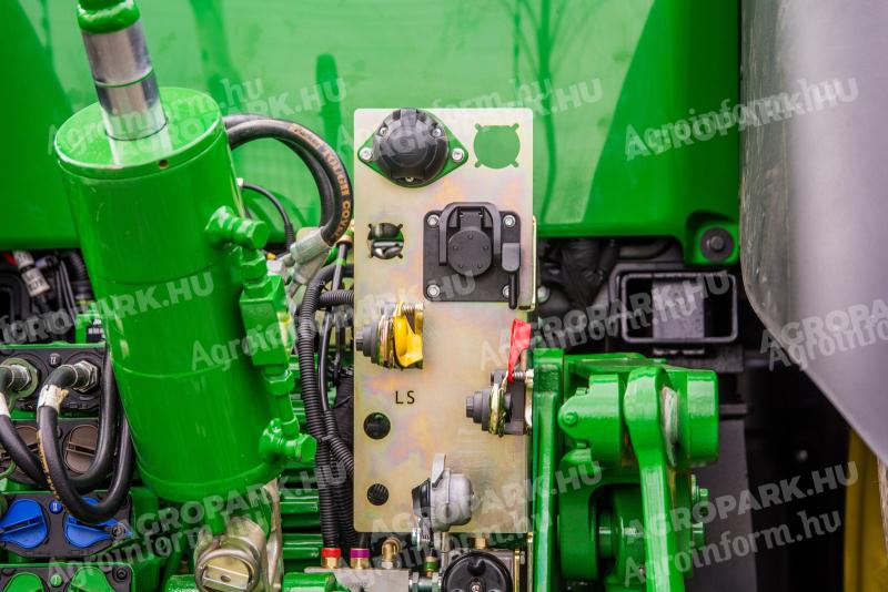 ÚJ 1+2 körös Atzlinger légfék szett. John Deere 8R (IT4), e23 váltóval szerelt gépekhez, alvázszám: 90.001 - 119.999 között