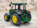ÚJ John Deere 5115M Bruder játéktraktor. valósághű funkciók, strapabíró kialakítás ABS műanyagból, 4 éves kortól ajánlott, 1:16 méretarány