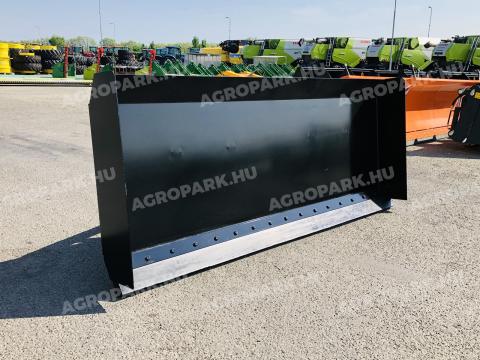 ÚJ gabona tolólap 250 cm szélességben. JCB teleszkópos rakodóhoz, 105 cm magas, 25 cm mély, 260 kg önsúly, erősített kivitel