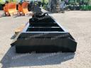 ÚJ gabona tolólap 250 cm szélességben. Manitou teleszkópos rakodóhoz, 105 cm magas, 25 cm mély, 260 kg önsúly, erősített kivitel