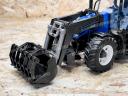 ÚJ New Holland T7.315 homlokrakodós Bruder játék traktor. valósághű funkciók,strapabíró kialakítás ABS műanyagból, 4 éves kortól ajánlott, 1:16 méretarány