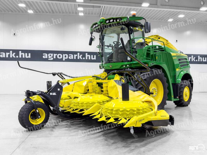John Deere 8400 4WD (439/819 üzemórás) silózó, Kemper 460+ Stalkbuster asztallal, 40 km/h-ás váltóval