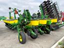 John Deere 1770NT MaxEmerge XP 16 soros szemenkénti vetőgép, csukható, Computer-Trak 350 vezérlőegység