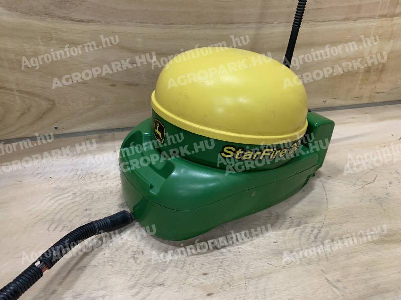 John Deere StarFire 3000 (SF3000) antenna + John Deere URH RTK modem. RTK (+/- 2,5cm), SF3+RTK aktivációk, URH RTK modem