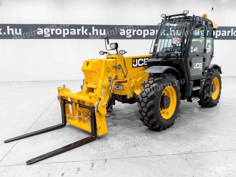 JCB 550-80 (6799 üzemórás) teleszkópos rakodó 8,1 m és 5.000 kg, Joystick, klíma, raklapvilla, 140 lit. szivattyú