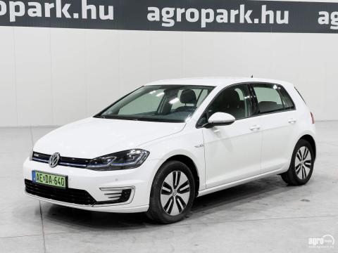 Volkswagen e-Golf (52468 km) autó, Elektromos meghajtás, LED, Apple CarPlay Volkswagen e-Golf (52468 km) autó, Elektromos meghajtás, LED, Apple CarPlay