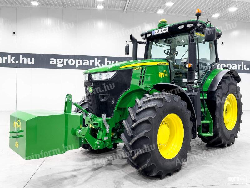 John Deere 7200R (7689 üzemórás) traktor, CommandQuad, full AutoTrac