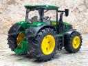 ÚJ John Deere 7R 350 Bruder játéktraktor. valósághű funkciók, strapabíró kialakítás ABS műanyagból, 4 éves kortól ajánlott, 1:16 méretarány