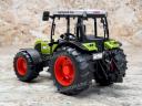 ÚJ Claas Nectis 267F Bruder  játéktraktor. valósághű funkciók, strapabíró kialakítás ABS műanyagból, 4 éves kortól ajánlott, 1:16 méretarány