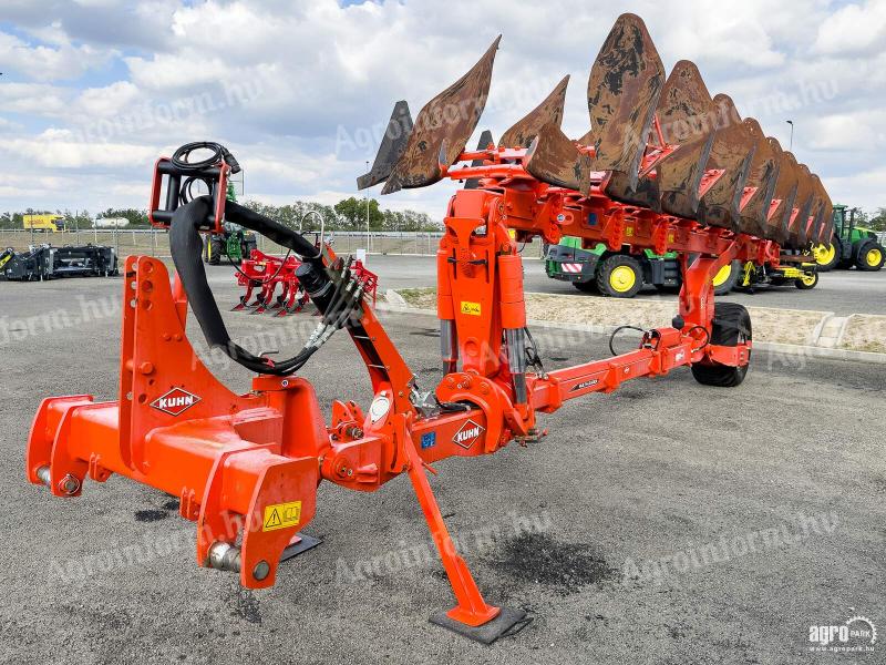 KUHN Multileader 6/8T42 6+2 váltvaforgatós eke, előhántó, tárcsás csoroszlya