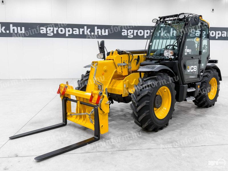 JCB 535-95 (1063 üzemórás) klímás teleszkópos rakodó, Powershift váltó, raklapvilla
