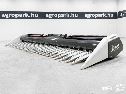 BÉRELHETŐ - ÚJ SunSeed Xtra 12-75 9 m-es, 12 soros, sorfüggetlen napraforgó asztal, adapter (CNH) BÉRELHETŐ - ÚJ SunSeed Xtra 12-75 9 m-es, 12 soros, sorfüggetlen napraforgó asztal, adapter (CNH)