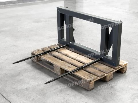 ÚJ bálarakodó adapter EURO felfogatással. 2 db 110 cm-es tüskével, szabvány EURO homlokrakodókhoz ÚJ bálarakodó adapter EURO felfogatással. 2 db 110 cm-es tüskével, szabvány EURO homlokrakodókhoz