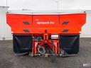 KUHN Axera 1102 H-EMC függesztett műtrágyaszóró, 2800 literes tartály, hidraulikus hajtás, mérleg, Quantron P monitor, ponyva, 12-42 m szórás