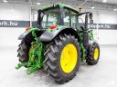 John Deere 6120M (7218 üzemórás) traktor, AutoQuad 24/24-es váltóval és John Deer 623R gyári homlokrakodóval és állítható felnikkel