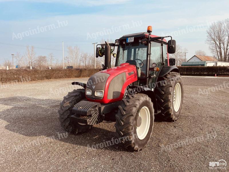 Valtra A93 (9085 üzemórás)