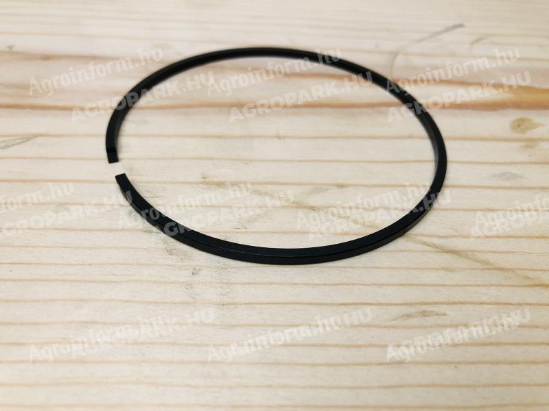 John Deere - Dugattyúgyűrű - L33117