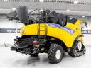 New Holland CR10.90 SmartTrax (1083/1485 üzemórás) kombájn, 12,5 m-es Varifeed asztal, RTK aut. kormányzás, hevederes járószerkezet