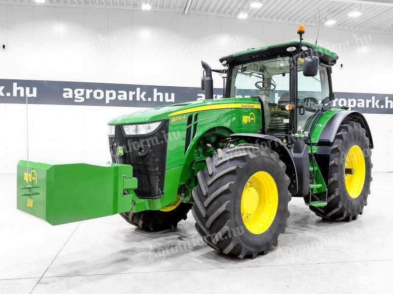 John Deere 8270R (4381 üzemórás) traktor, Powershift, 4 pár hidr. kör, Michelin gumik, AutoTrac ready