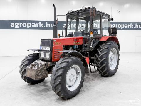 MTZ 1025.2 (4095 üzemórás) egyenes hidas, 20.000 kg-ot vontathat MTZ 1025.2 (4095 üzemórás) egyenes hidas, 20.000 kg-ot vontathat