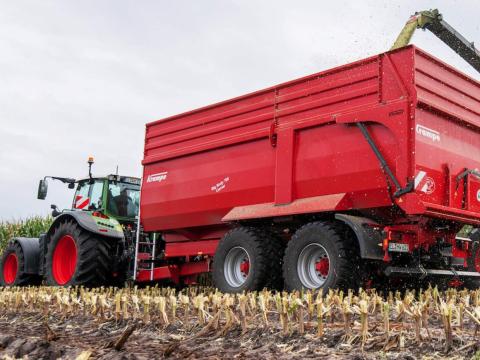 ÚJ Krampe Big Body 700 Carrier (BB 700) 22 tonna teherbírás, 32,8 m3, 60 cm-es magasító, Made in Germany, prémium monocoque / teknős pótkocsi ÚJ Krampe Big Body 700 Carrier (BB 700) 22 tonna teherbírás, 32,8 m3, 60 cm-es magasító, Made in Germany, prémium monocoque / teknős pótkocsi