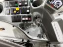 Claas Axion 830 (3508 üzemórás) traktor, Hexashift, rug híd és váltó, légfék, GPS ready
