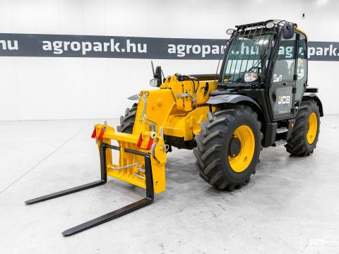 JCB 535-95 (567 üzemórás) teleszkópos rakodó, Joystick, Powershift, klíma, Q-FIT raklapvillával