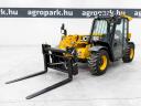 JCB 525-60 Hi-Viz (687 üzemórás) 2 m-es teljes magasság, 6m gémkinyúlás, 2,5 t emelés, klíma, villa+kanál