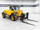 JCB 525-60 Hi-Viz (687 üzemórás) 2 m-es teljes magasság, 6m gémkinyúlás, 2,5 t emelés, klíma, villa+kanál