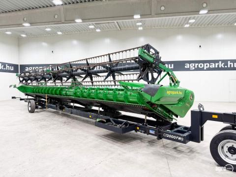 John Deere 640X 12,2 m VARIO vágóasztal, repce oldalkaszák, kéttengelyes szállítókocsi, kalászemelők, rendválasztók