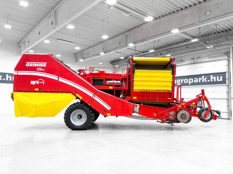 GRIMME SE 260 vontatott burgonya betakarítógép, VC50 monitor + Joystick, kamerák, UB típus, 6.000 kg bunker, légfék, 600 hektár