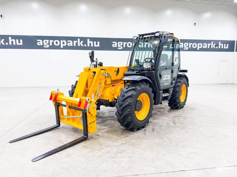 JCB 531-70 (966 üzemóra) teleszkópos rakodó, 7 méteres emelés, 3.100 kg teherbírás, Joystick, klíma, raklapvilla, Powershift, Q-fit