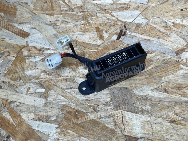 Heli - Műanyag biztosíték ház - D06BX2081X