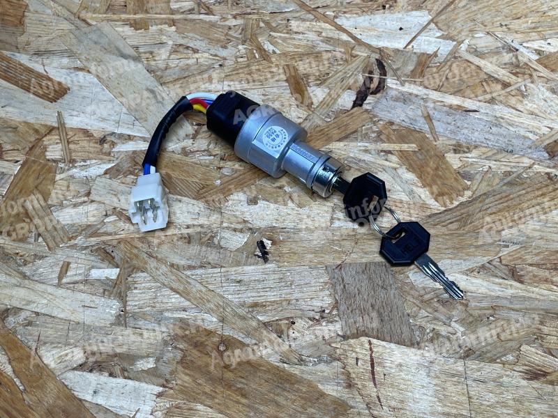 Heli - Tekerős indítókapcsoló - Z8710-04110