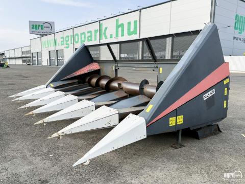 NAS 676 Z 6 soros zúzós napraforgó adapter John Deere felfogatással NAS 676 Z 6 soros zúzós napraforgó adapter John Deere felfogatással