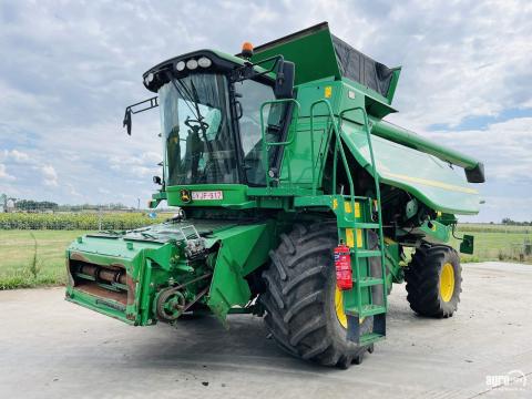 John Deere T660 4WD (3489/5619 üzemóra) 6 ládás, 6,7 m-es 622 R asztal+kocsi, 11000 liter magtartály