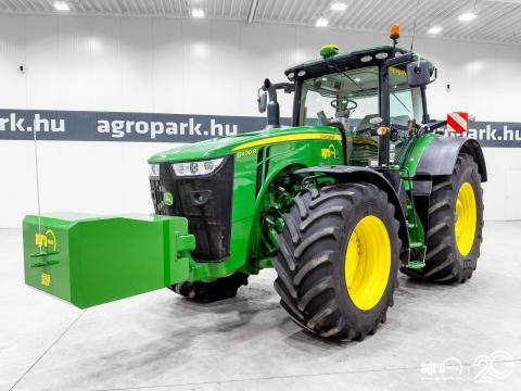 John Deere 8400R (4396 üzemórás) e23 Powershift 50 km/h váltó, rugózott híd, rugózott fülke, SF3000 AutoTrac, légfék, 5 pár hidraulikakör John Deere 8400R (4396 üzemórás) e23 Powershift 50 km/h váltó, rugózott híd, rugózott fülke, SF3000 AutoTrac, légfék, 5 pár hidraulikakör