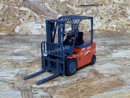 ÚJ Heli targonca modell. Fémből készült, részletes kidolgozás, raklappal, 1:25 méretarány